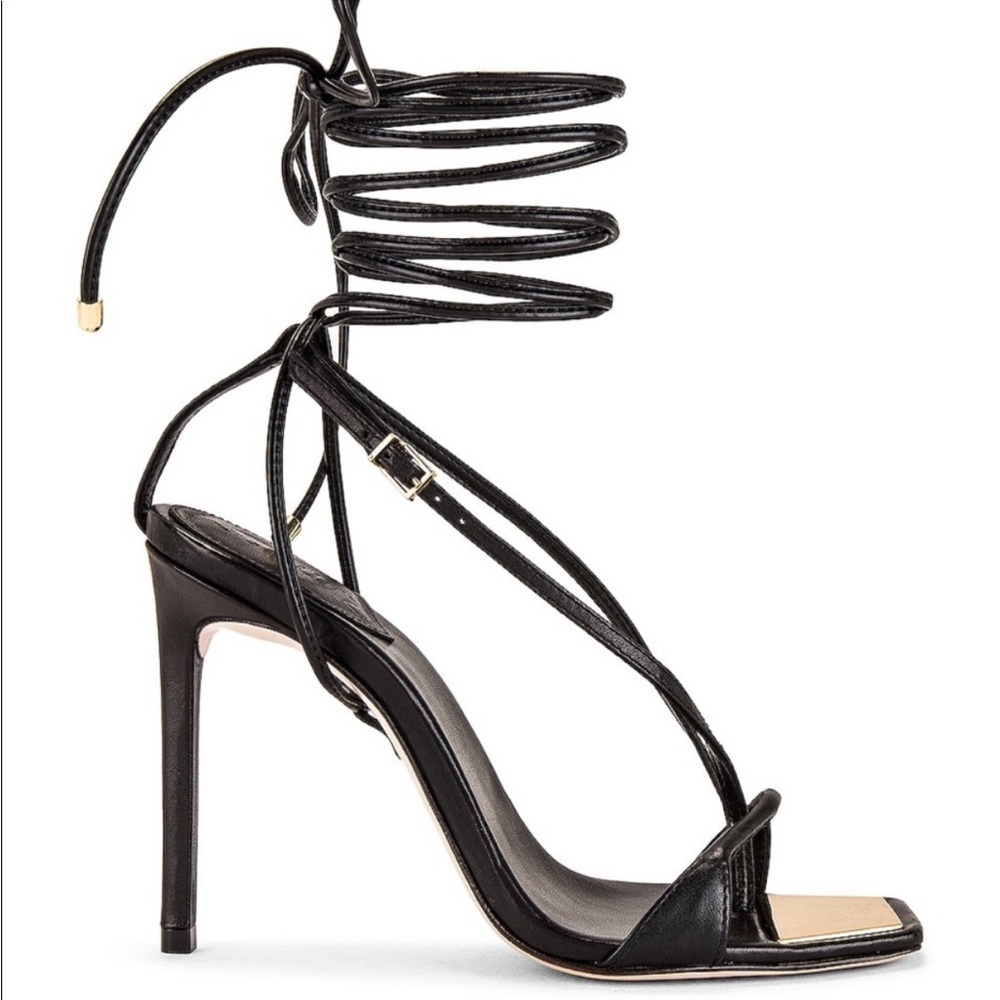 NWT (new in box) Schutz heels